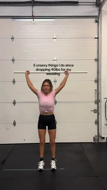5 unsexy things I do since dropping 40lbs for my wedding  1. Keep my breakfast a