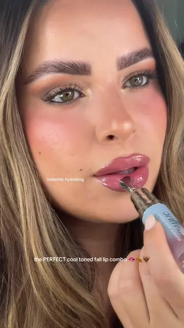the lip serum of my dreams for fall 🫦🍂🤎wearing @SKINTIFIC Official intensive 
