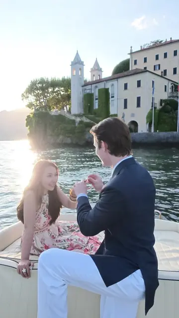 She said yes ♥️♥️♥️🇮🇹 #lakecomo #ruslanpugunhoneymoon 