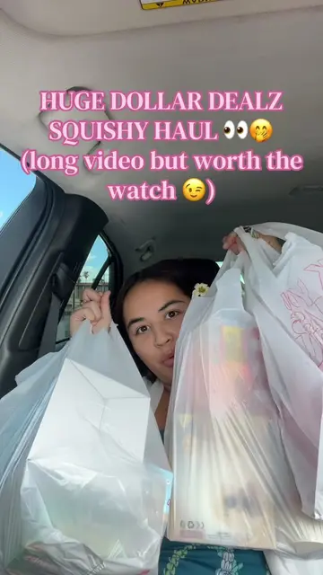 The best squishys @DollarDealz 🤭 New stock!!! Go run!!! 🏃🏽‍♀️👀 The jumbos ar