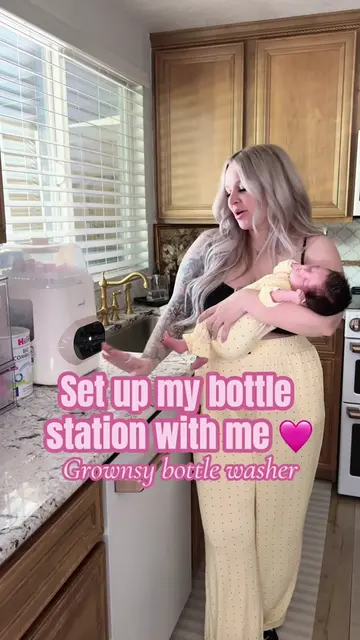 Newborn life = soooo many bottles + pump parts 🍼🤍 Anything that saves me time 