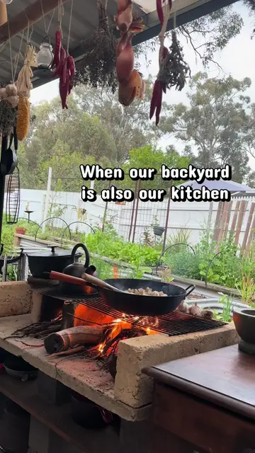 A few meals from our little outdoor kitchen 🌿 Cooking outside just tastes bette