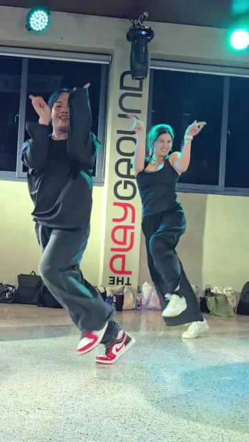 My classmate here, thank you for sharing your energy with me ❤️ this is your sig