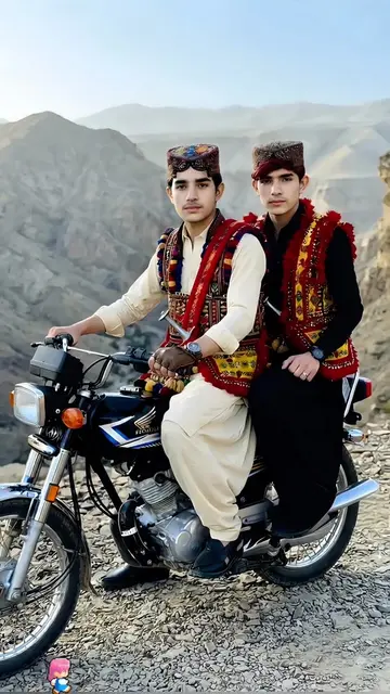 Create man shot with ethnic vest on motorcycle 1. سنگل مرد موٹرسائیکل پورٹریٹ ای