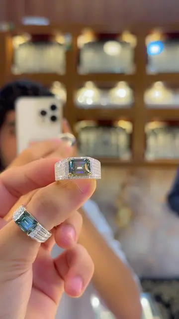 Beautiful Moissanite Ring #fouryou #foryoupage #gemstone #fahadkhan0314 #500kvie