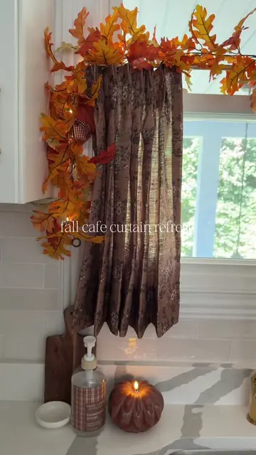 Fall cafe curtains > #fallaesthetic #autumnaesthetic #cozyhome #autumn #interior