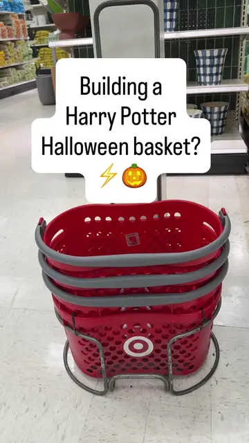 Target has the cutest Harry Potter finds for Halloween baskets! ⚡🎃 Whether you’