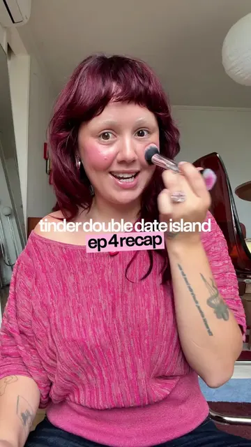 things are officially spicing up on Tinder Double Date Island! 🥵 watch the late