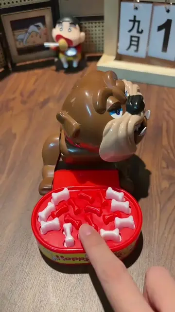 Would you press the last bone? 👀 👇 YES / I’M SCARED #weirdtoys #quirkytoys #we