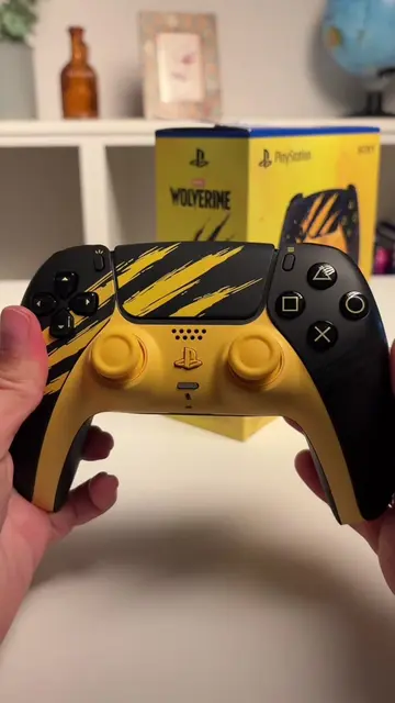 💛🐺 Bring out the claws. The PlayStation 5 DualSense Wireless Controller – Marv