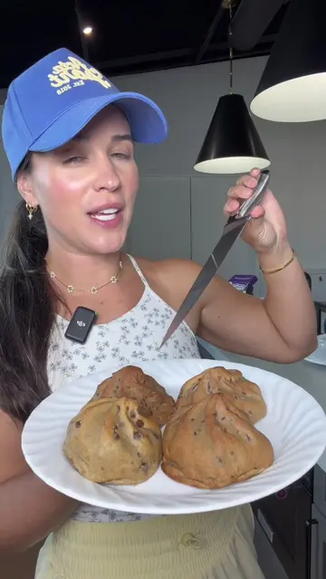 Four stuffed crazy flavored chocolate chip cookies 💥 all in one pack 