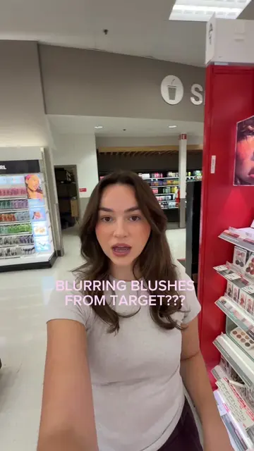 Found the best blurring blush ever from @essence.cosmetics! Looks so airbrushed 