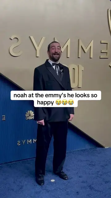 noah kahan on the carpet at the emmy awards! via people on ig #noahkahan #emmys2