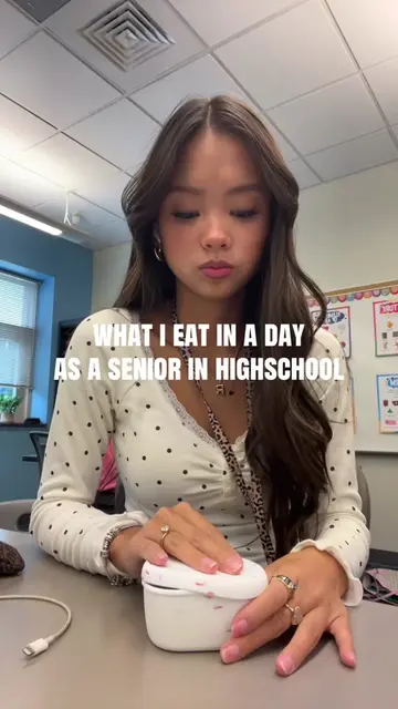 i left my water bottle at school.. #fypシ゚viral #trending #wieiad #blowup #Vlog @