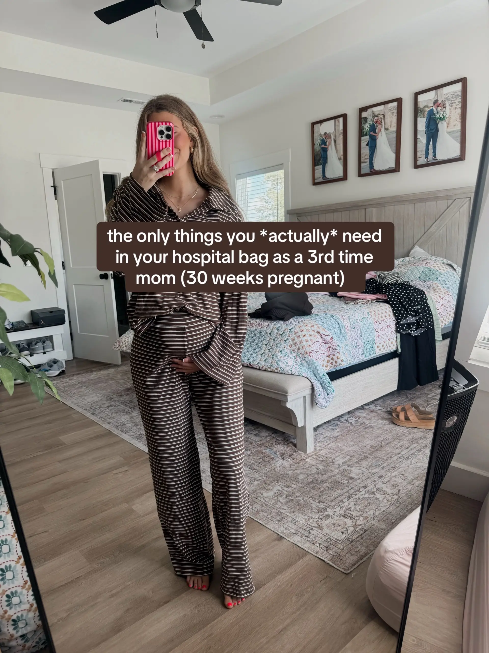these are my personal must haves! i realllly try to keep it as minimal as possib