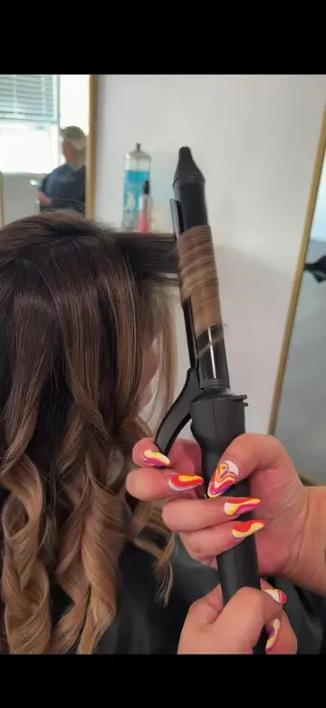 POV: you found a hairspray that holds without the crunch 👀✨the NEW @Olaplex Sha