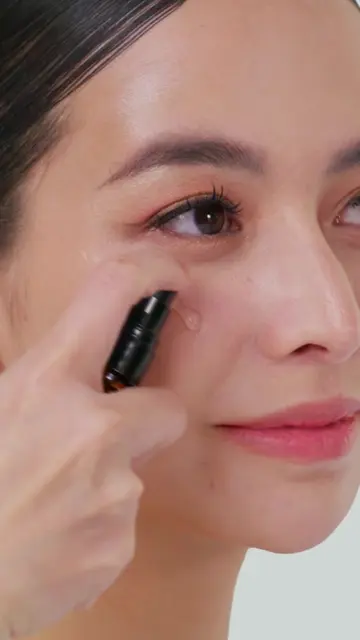 BREAK FREE FROM BREAKOUTS. Clearer-looking skin starts with formulations that wo