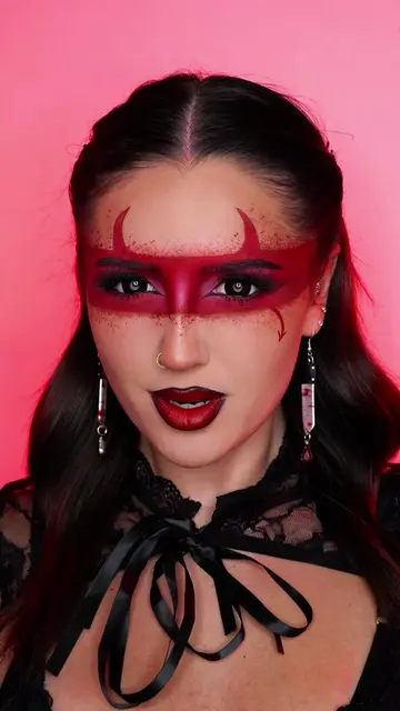 Halloween transition incoming…😈🩸 #Makeup #HalloweenMakeup #DevilMakeup #Makeup