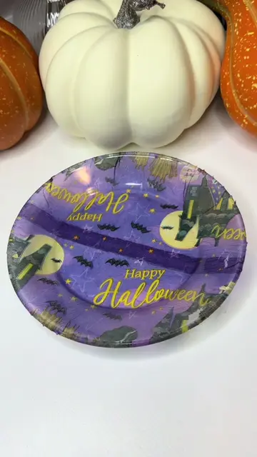 DIY Hack 👍 And why didn’t I do this last year? #LifeHack #halloween #plate #DIY