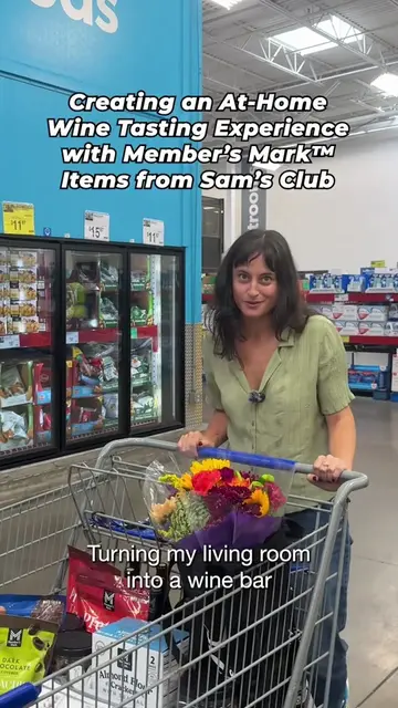 #ad #SamsPartner On the menu this fall? Wining and dining friends. We’re serving
