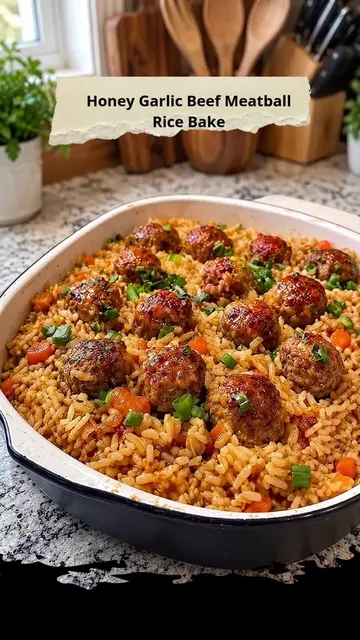 Honey Garlic Meatball Rice Bake 🍚 Sweet, savory, and incredibly comforting, thi