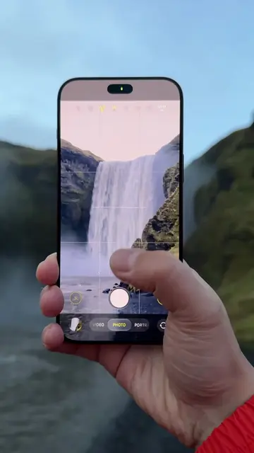 Shot handheld on the iPhone 18 Pro Max in Iceland with a 1-second shutter speed.