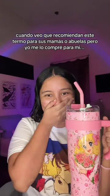 amigos yo no tengo ni 30 y amo candy candy jaja por favor no lo recomienden solo