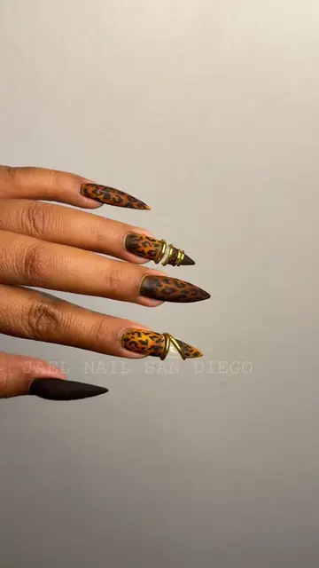 #elegantnail#blackwomen#elegan#nailartist#usa 🤎✊🏾👑