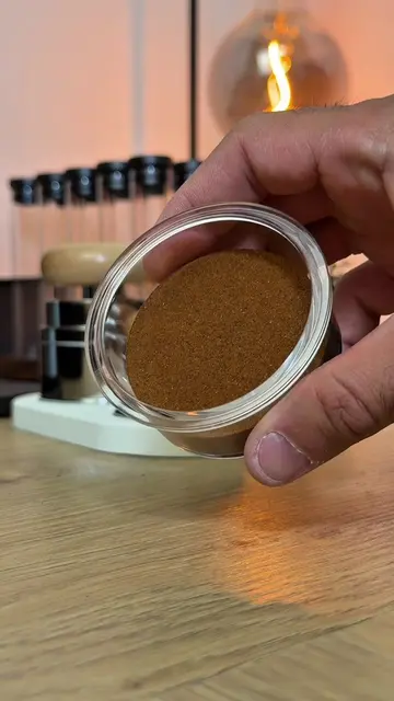 Seeing espresso puck prep through a clear basket hits different. Timemore PUCKS 