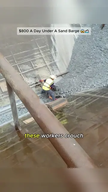 TheMostDangerousSandUnloadingJob🚢⚠️ #DangerousJobs#HeavyEquipment#RiverPort#Con