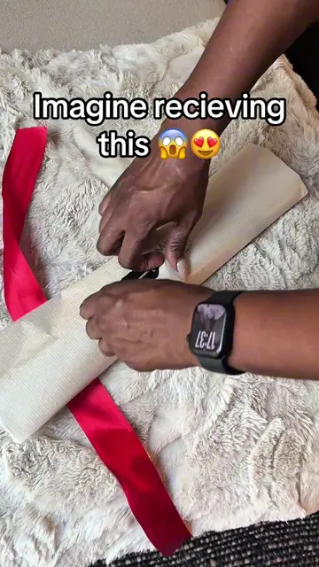 This is perfect 😮‍💨 #cutegifts #customgift #viralfan #hologramfan #hologram 