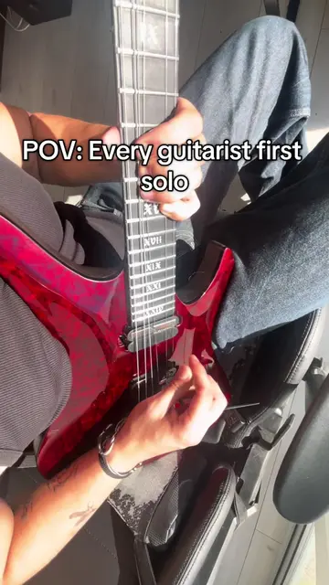 POV: Every guitarist first solo🎸 #metal #metalica #mettalica #guitar #guitarsol