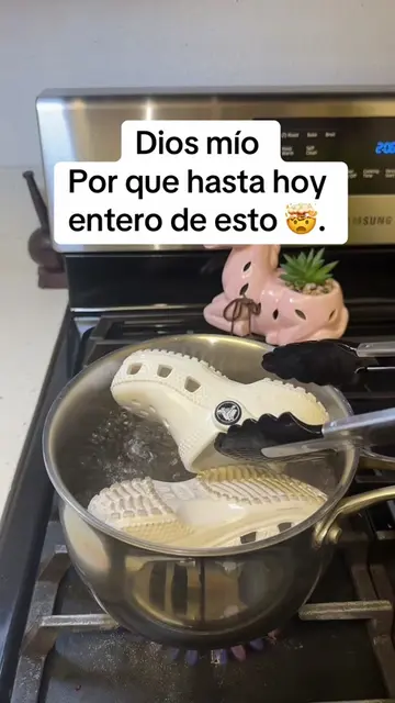 Por qué hasta hoy entero de esto. #lifehacks #lifetips #tips #crocs #shoes 