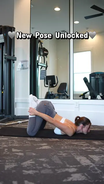 Ankle grab in puppy pose has become on of my favorites. #fypシ #puppypose #yogada