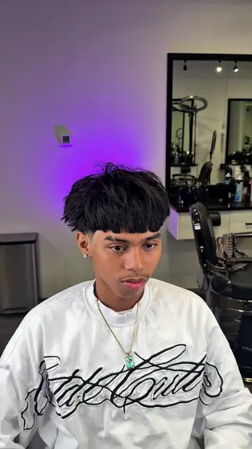 My guy @Lucky came in with long hair and we decided to go back to the edgar cut 