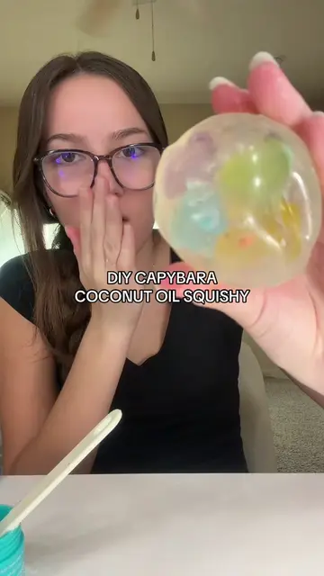 making a diy capybara coconut oil squishy (trust me idk either) #squishy 