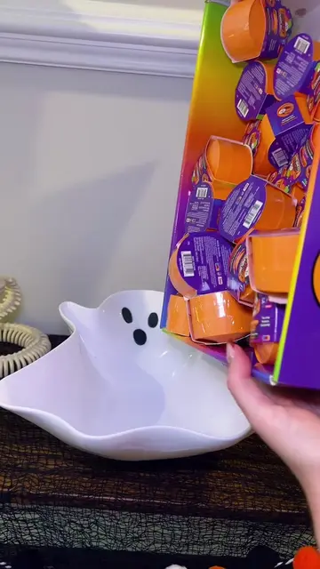 new way to make your neighbors jealous 🤭👻 #fivebelow #dumplings #trickortreat 