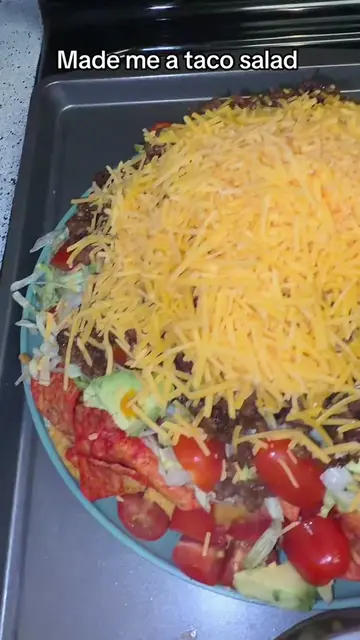 Baby finna buss this DOWN#tacosalad #fypシ #cheesy #mukbanger #mukbang 