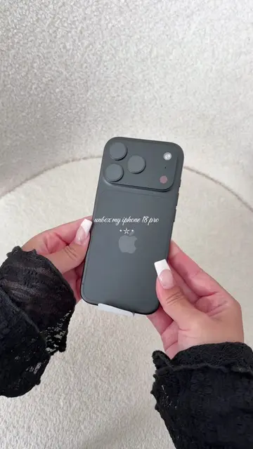 she’s stunning ❤︎⁠ not too happy w the case i chose lol so i’ll be ordering the 