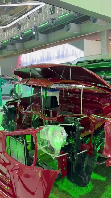 Alto, completely stripped down 🔧🚗 At the Auto Show in Lahore today — and this 