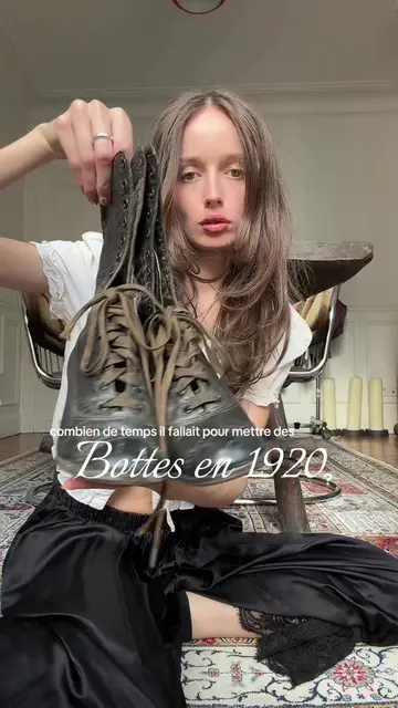 fallait vraiment pas être pressé en 1920 ☆ #antiques #vintagefinds #vintageboots