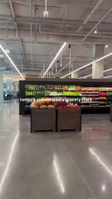 totum market and eatery was HUGE! a full grocery store + coffee, juice, smoothie