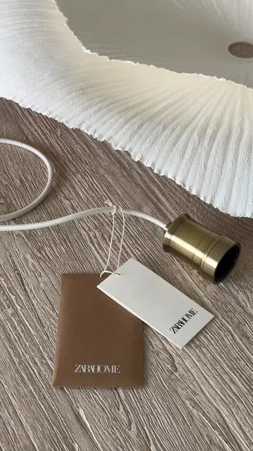 My brand new ZARA HOME light has just arrived… all I can say is WOW ☁️🙌🏻🤍 #za