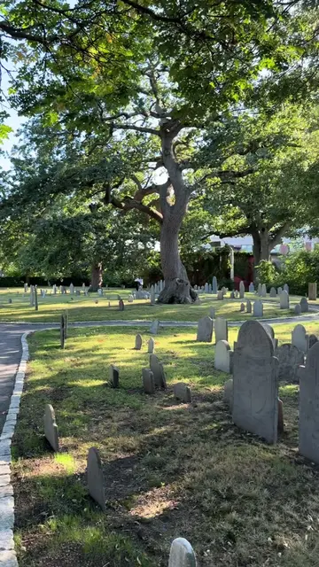 Where to stay in Salem, Massachusetts when you want to park once and walk everyw
