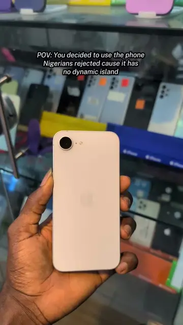 watch to See Camara quality of this phone yall are rejecting😭❤️...   person say