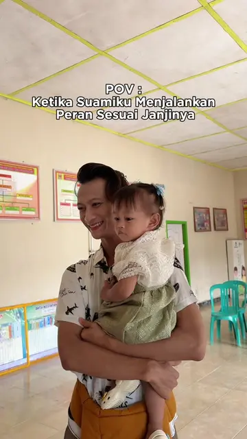 Dimata kalian dia memang kemayu, tapi dimata anak dan istrinya dia begitu luar b