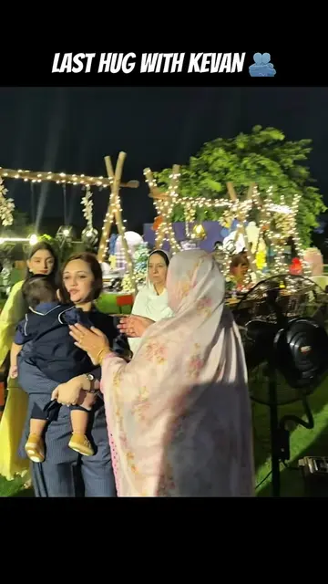 Rajab Butt last Hug With Kivan 🥺❤️#rajabbutt #kivan #eman #fyp #viral 
