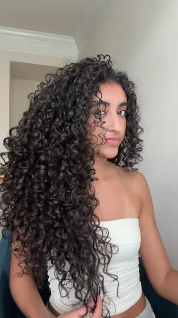 was sooo worth the wait #curlyhairroutine #curlyhairjourney #healthyhairjourney 