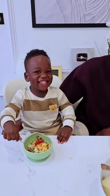 The joy on Benson’s face when he finally sees food 😆😂
