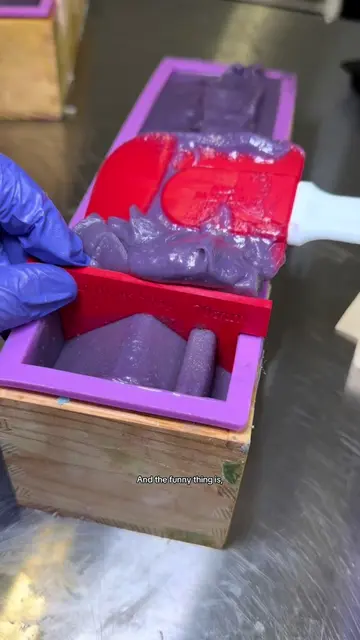 Let’s make a spooky haunted house soap for Halloween! Stay tuned for the cutting